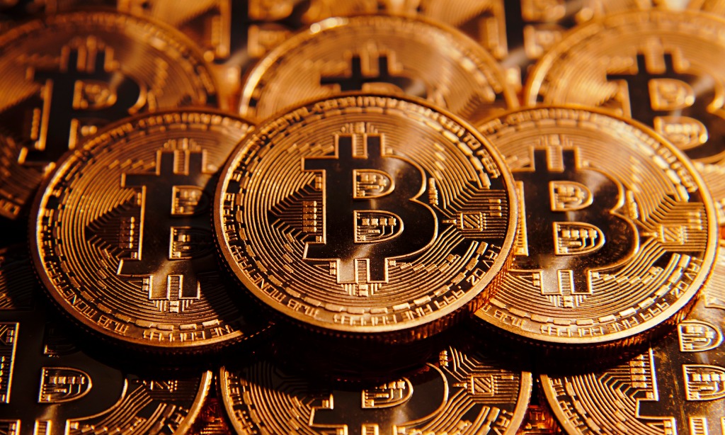 Ley Fintech regularía bitcoin y robo-asesores